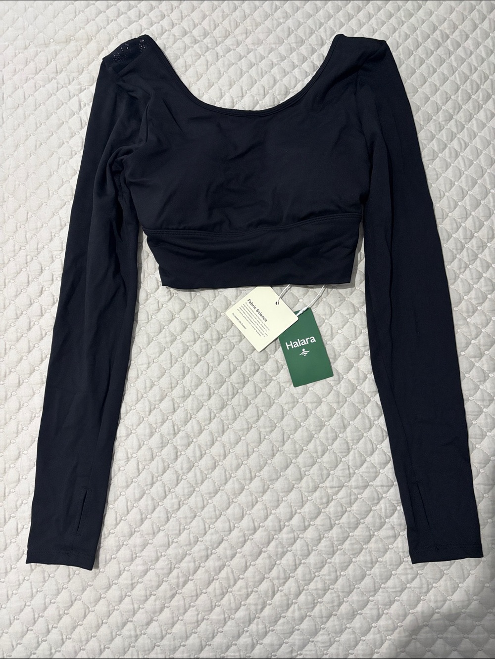 HALARA Black Long Sleeve Scoop Crop Top